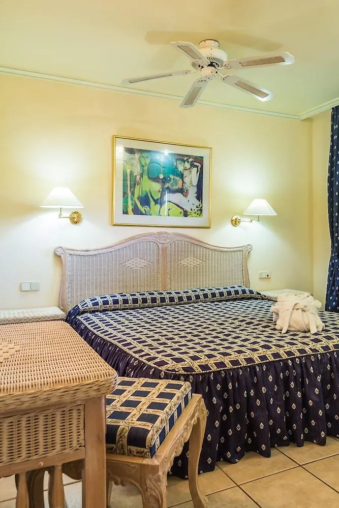 Apartamentos Bluebay Beach Club San Agustín 0*,